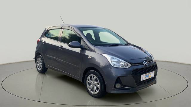 https://images10.gaadi.com/usedcar_image/3711880/original/slot__1-7-Exterior-13285259761-ad76cd69e3b64c66afeea0b634f02e1e-Exterior-7.jpg?imwidth=6400