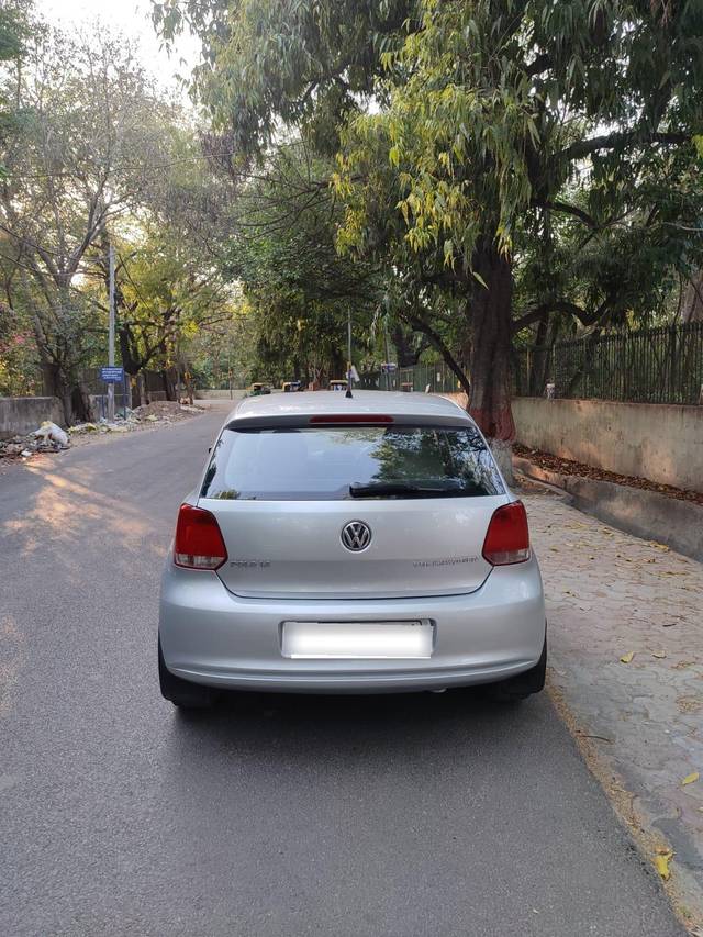 https://images10.gaadi.com/usedcar_image/3712080/original/processed_img2932488__used_car_2932488_1702185659.jpg?imwidth=6401