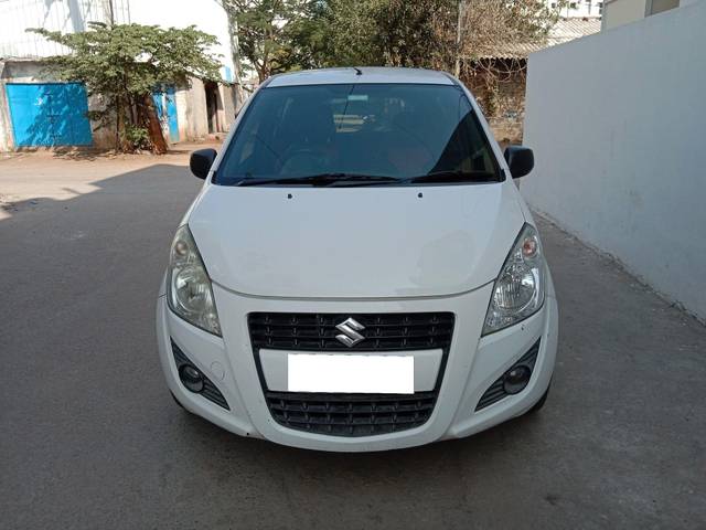 https://images10.gaadi.com/usedcar_image/3712157/original/processed_img2932519__used_car_2932519_1702188115.jpg?imwidth=6402