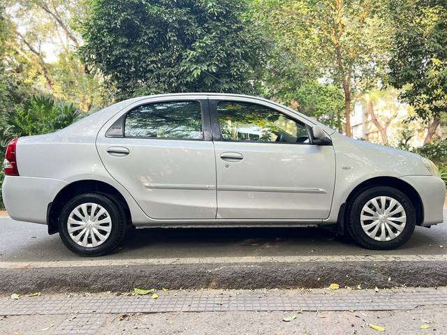 https://images10.gaadi.com/usedcar_image/3712158/original/img2932520__used_car_2932520_1702188202.jpg?imwidth=6401