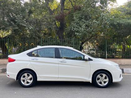 Honda City i VTEC CVT VX Honda City i VTEC CVT VX