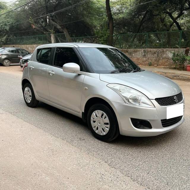 https://images10.gaadi.com/usedcar_image/3712186/original/processed_img2932532__used_car_2932532_1702189428.jpg?imwidth=6400