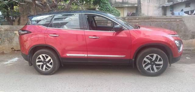 https://images10.gaadi.com/usedcar_image/3712217/original/processed_03__VCC_IMG_1701580027428_1827780_116_1701580494.jpg?imwidth=6401