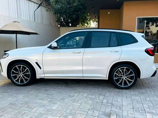 https://images10.gaadi.com/usedcar_image/3712269/original/img2932578__used_car_2932578_1702191335.jpg?imwidth=6402