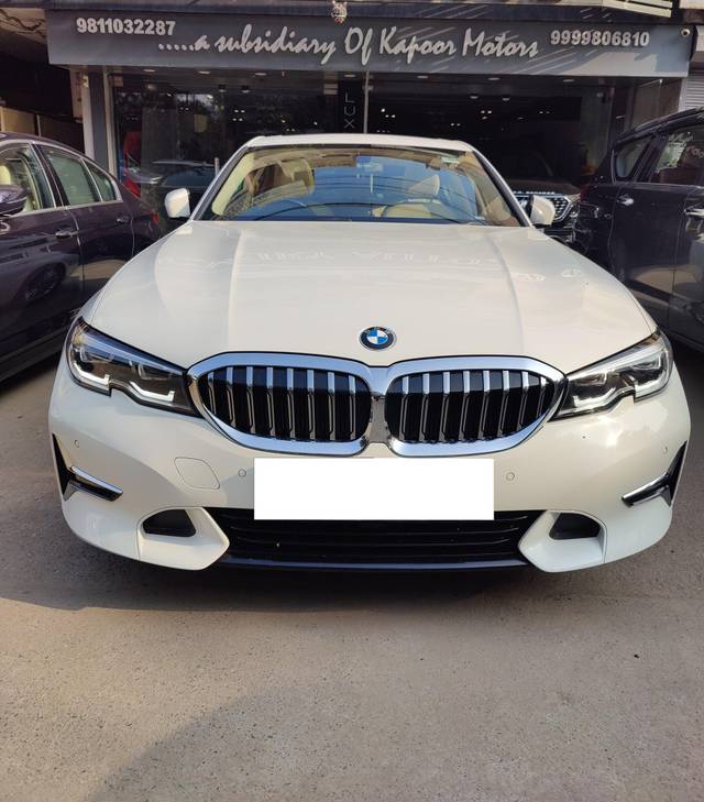 https://images10.gaadi.com/usedcar_image/3712408/original/processed_img2932622__used_car_2932622_1702372256.jpg?imwidth=6400