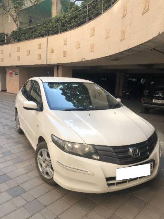 https://images10.gaadi.com/usedcar_image/3712596/original/processed_b96059a2-aac0-4b9a-84c0-e4b7b13a9321.jpeg?imwidth=6400