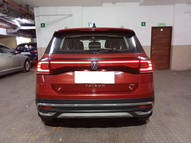 https://images10.gaadi.com/usedcar_image/3712659/original/processed_img2932717__usedcar_img_20231130_wa0045_27821702205799_1702205901.jpg?imwidth=6402