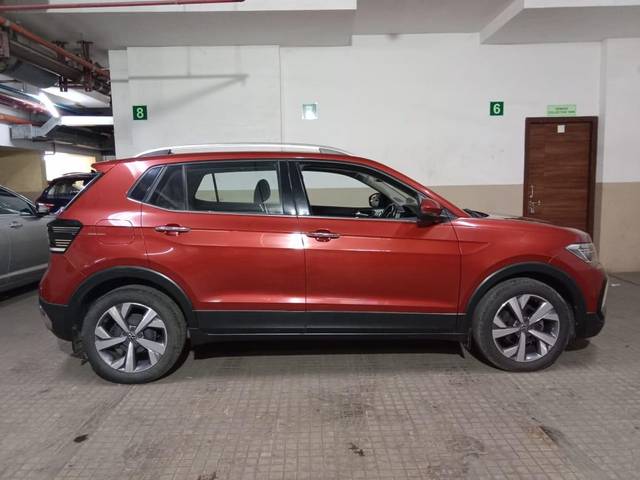 https://images10.gaadi.com/usedcar_image/3712659/original/processed_img2932717__usedcar_img_20231130_wa0074_27821702205799_1702205900.jpg?imwidth=6401