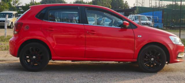 https://images10.gaadi.com/usedcar_image/3712682/original/processed_img2932725__used_car_2932725_1702206882.jpg?imwidth=6401