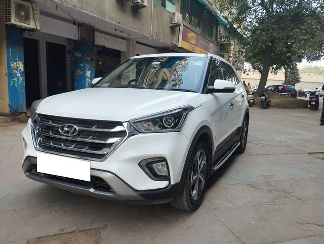 https://images10.gaadi.com/usedcar_image/3712697/original/processed_img2932733__used_car_2932733_1702207520.jpg?imwidth=6400