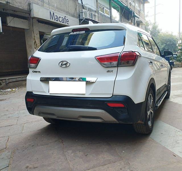 https://images10.gaadi.com/usedcar_image/3712697/original/processed_img2932733__used_car_2932733_1702207533.jpg?imwidth=6401