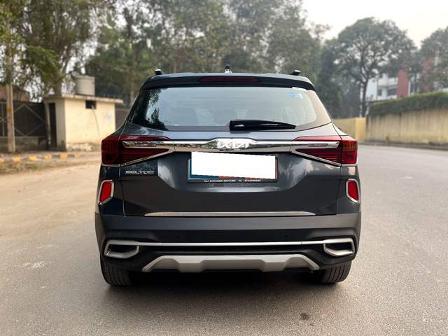 https://images10.gaadi.com/usedcar_image/3712730/original/processed_img2932760__used_car_2932760_1703934255.jpg?imwidth=6402