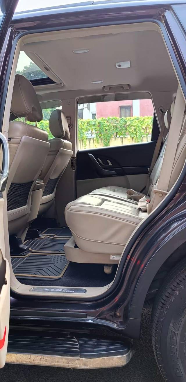 https://images10.gaadi.com/usedcar_image/3712736/original/processed_img2932764__used_car_2932764_1702208460.jpg?imwidth=6402