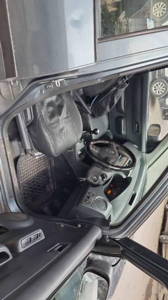 https://images10.gaadi.com/usedcar_image/3712824/original/processed_1af0d1c9-fe18-4b0e-b277-6056f452c99b.jpg?imwidth=6402