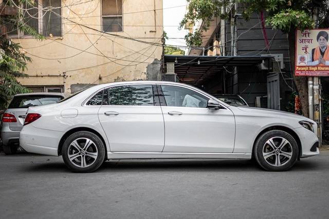 https://images10.gaadi.com/usedcar_image/3712842/original/processed_img2932799__usedcar_6_2932799_1702212292.jpeg?imwidth=6401