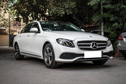 Mercedes-Benz E-Class Expression E 220 d BSIV Mercedes-Benz E-Class Expression E 220 d BSIV