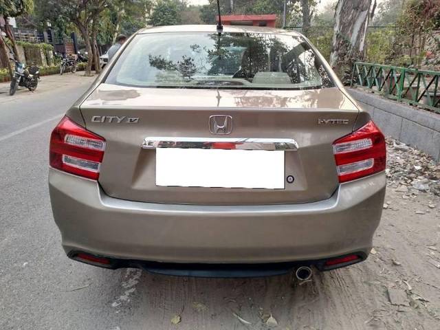 https://images10.gaadi.com/usedcar_image/3712847/original/processed_51998df0-8f6f-4a59-9f9e-0354f25299ce.jpg?imwidth=6402