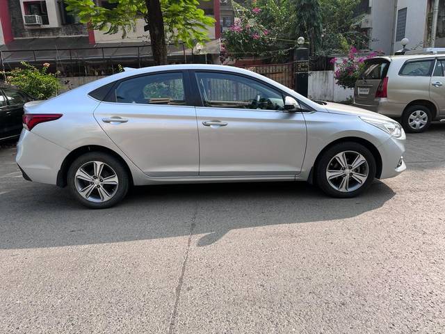 https://images10.gaadi.com/usedcar_image/3712857/original/processed_img2932807__usedcar_whatsappimage2023_12_02at24819pm_1__2932807_1702213679.jpeg?imwidth=6401
