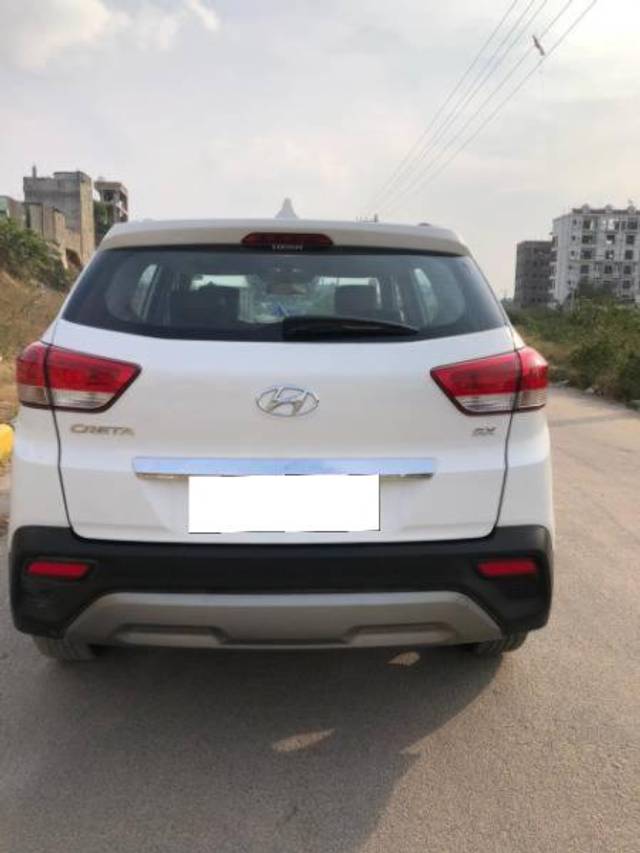 https://images10.gaadi.com/usedcar_image/3713065/original/processed_a588e3a9-2529-4b07-85b9-3621ca1729c2.jpg?imwidth=6402