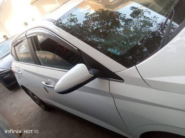 https://images10.gaadi.com/usedcar_image/3713280/original/processed_ba9e8a78-432f-40c8-b3e3-93812544b6db.jpeg?imwidth=6401