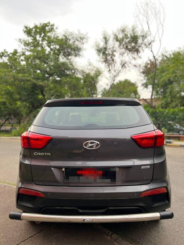 https://images10.gaadi.com/usedcar_image/3713304/original/processed_img2932869__used_car_2932869_1702233712.jpg?imwidth=6402