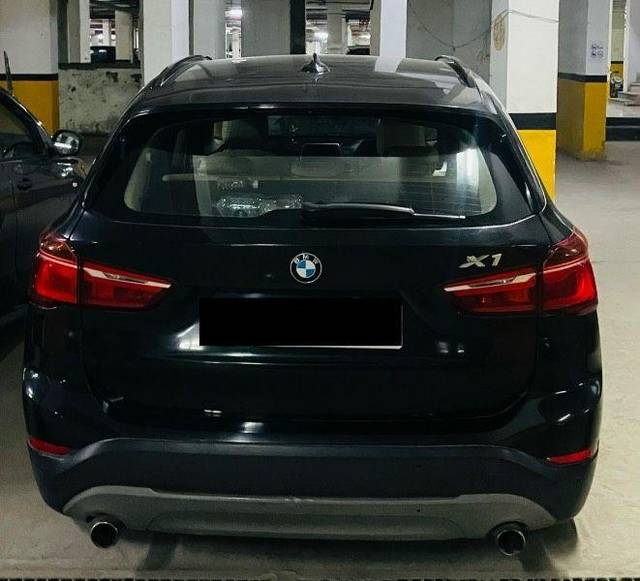 https://images10.gaadi.com/usedcar_image/3713385/original/processed_c05c1ae5-c32e-4d0a-95d7-9c851a6ff0bf.jpeg?imwidth=6401