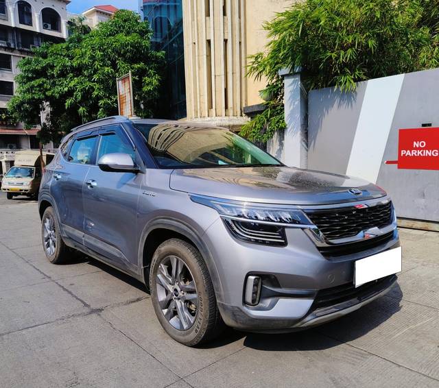 https://images10.gaadi.com/usedcar_image/3713495/original/processed_img2932886__usedcar_1_60671702265150_1702265172.jpg?imwidth=6400