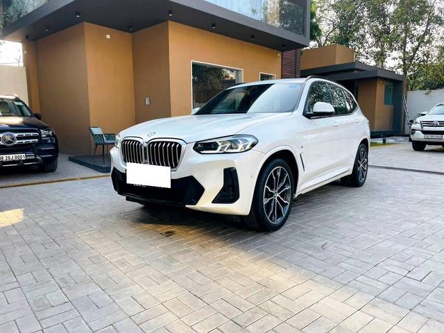 https://images10.gaadi.com/usedcar_image/3713843/original/processed_img2933002__usedcar_1_25__10151702278429_1702278492.jpeg?imwidth=6402