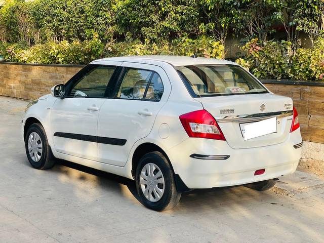 https://images10.gaadi.com/usedcar_image/3716874/original/processed_img2934221__used_car_2934221_1702411348.jpg?imwidth=6402