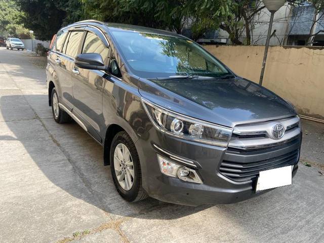 https://images10.gaadi.com/usedcar_image/3721171/original/processed_img2935962__used_car_2935962_1702635498.jpg?imwidth=6401