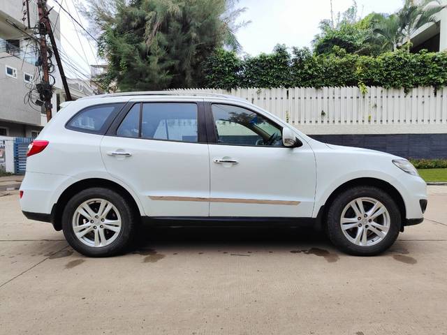 https://images10.gaadi.com/usedcar_image/3722380/original/img2936320__used_car_2936320_1702706130.jpg?imwidth=6401