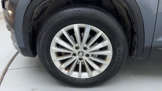 Second-hand 2018 Skoda Kodiaq 2.0 TDI Style for sale in Chandigarh-20