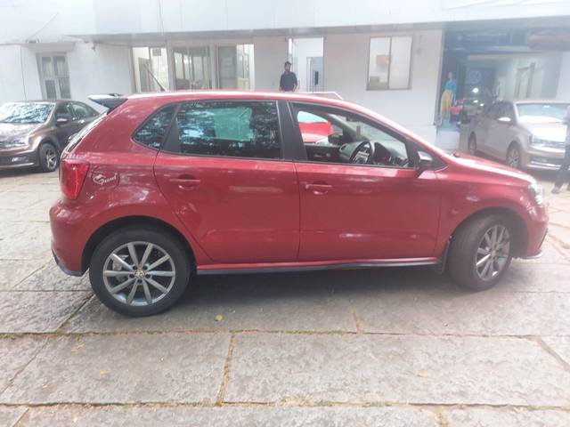 https://images10.gaadi.com/usedcar_image/3737427/original/processed_img2944237__used_car_2944237_1703246079.jpg?imwidth=6402