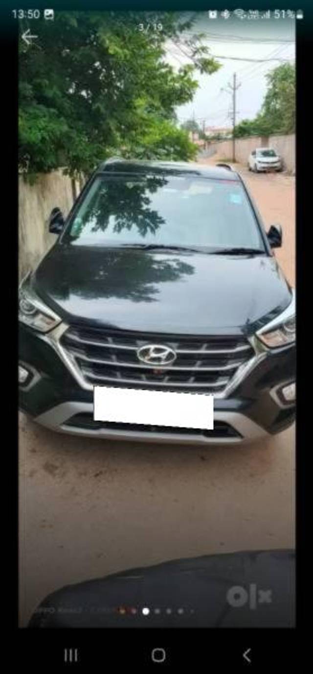 https://images10.gaadi.com/usedcar_image/3741790/original/processed_6570ecc7-1600-40d0-9c45-a3ae1dccd6c4.jpg?imwidth=6400