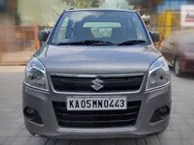https://images10.gaadi.com/usedcar_image/3743145/original/img3743145__replace_img_658be78a5a91f_1703667594.png?imwidth=6400