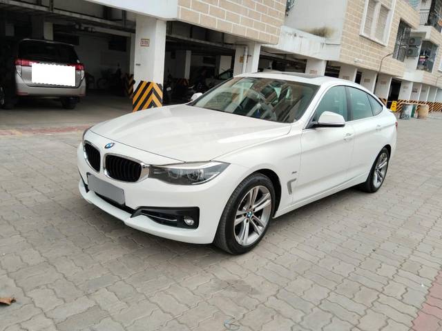 https://images10.gaadi.com/usedcar_image/3751094/original/processed_img2948582__used_car_2948582_1704002333.jpg?imwidth=6402