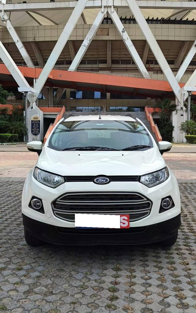 https://images10.gaadi.com/usedcar_image/3759175/original/processed_img2951885__used_car_2951885_1704698267.jpg?imwidth=6400