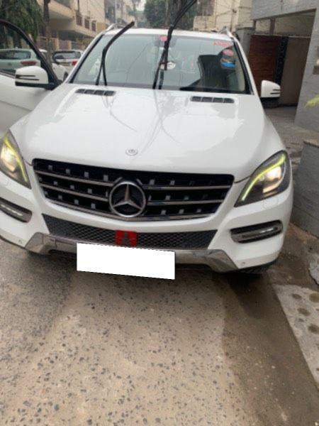 Mercedes-Benz M-Class ML 350 CDI On Road Price (Diesel), Features