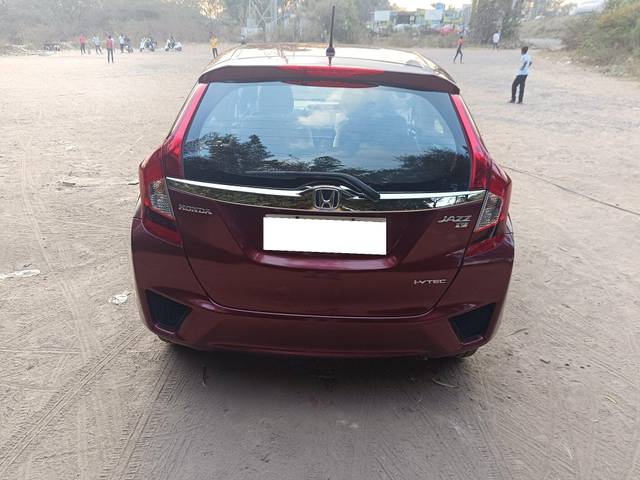 https://images10.gaadi.com/usedcar_image/3766528/original/processed_img2954426__used_car_2954426_1704878934.jpg?imwidth=6402