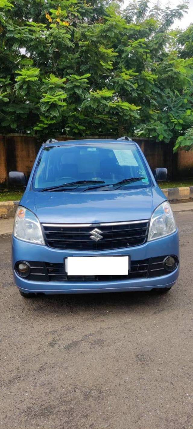 https://images10.gaadi.com/usedcar_image/3776045/original/processed_img2957867__used_car_2957867_1705475492.jpg?imwidth=6400