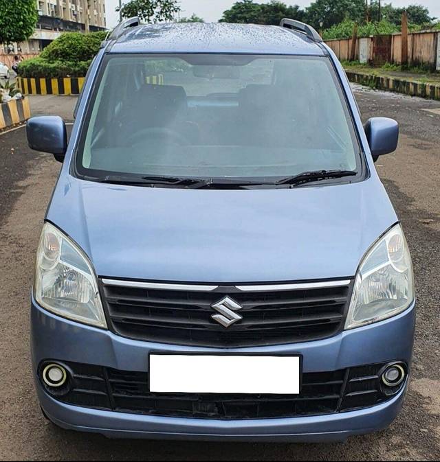 https://images10.gaadi.com/usedcar_image/3777519/original/processed_img2958349__used_car_2958349_1705555354.jpg?imwidth=6400