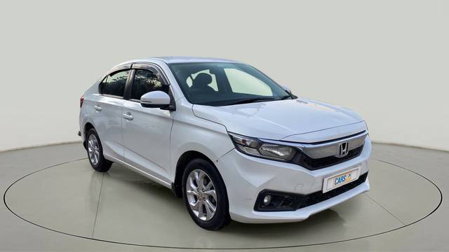 https://images10.gaadi.com/usedcar_image/3790918/original/7fe815cb9f4bcbf322931a11761f0bc2.jpg?imwidth=6400