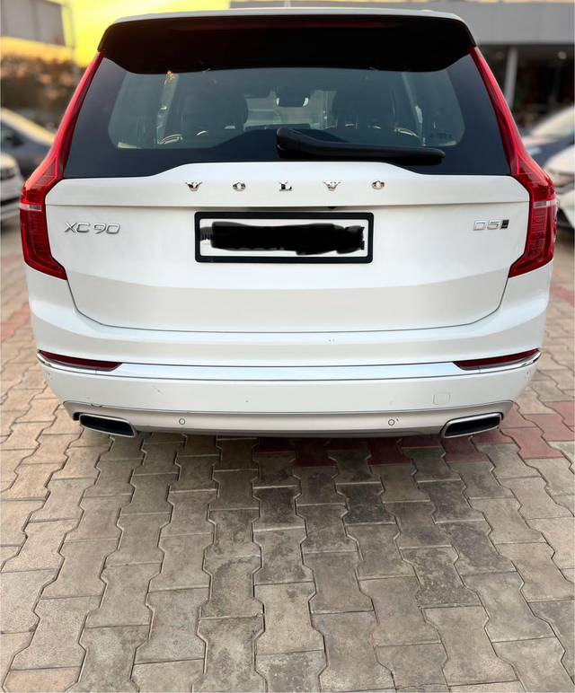 https://images10.gaadi.com/usedcar_image/3798333/original/processed_img2966088__used_car_2966088_1706608993.jpg?imwidth=6401