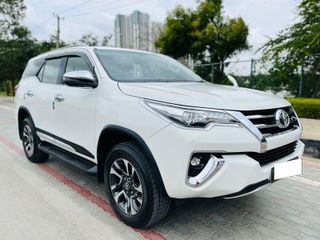 Toyota Fortuner 2016-2021 Toyota Fortuner 2.8 4WD AT