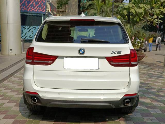 https://images10.gaadi.com/usedcar_image/3804571/original/processed_img2969646__used_car_2969646_1706870021.jpg?imwidth=6401