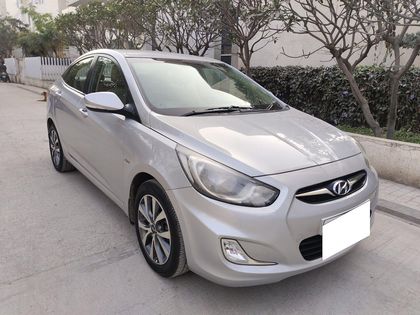 Hyundai Verna 1.6 SX VTVT AT