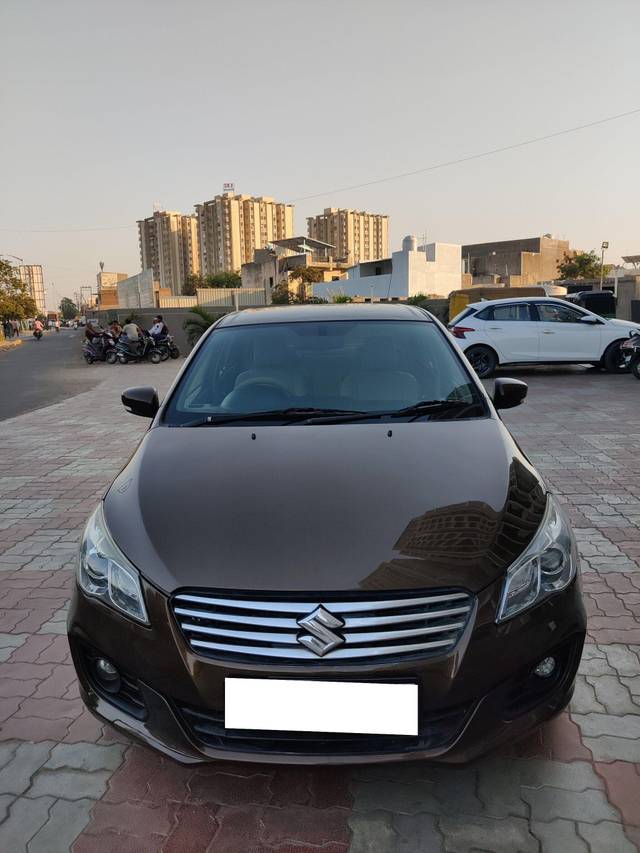 https://images10.gaadi.com/usedcar_image/3809066/original/processed_img2971613__used_car_2971613_1707121421.jpg?imwidth=6400