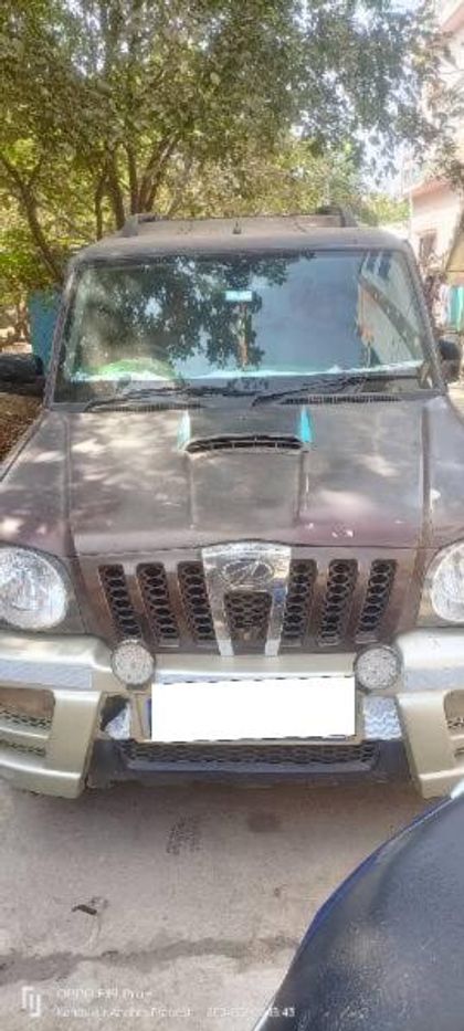Mahindra Scorpio VLX 2WD ABS AT BSIII