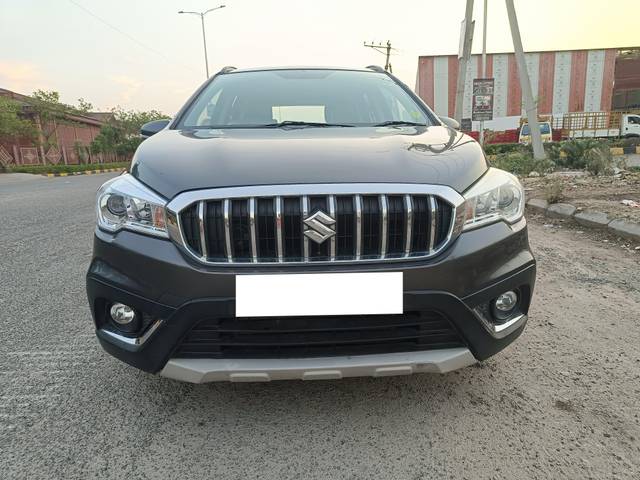 https://images10.gaadi.com/usedcar_image/3813544/original/processed_e3aeaca347b810412b787f9aacbd1167.jpg?imwidth=6400