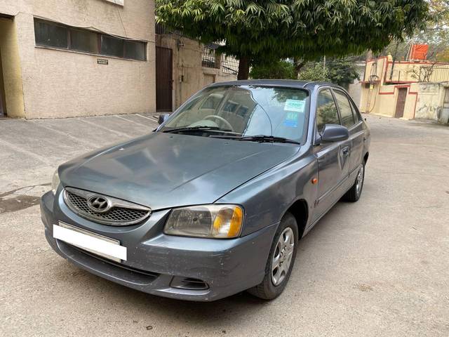 https://images10.gaadi.com/usedcar_image/3821198/original/processed_98da531896149e16c66b0d5e6f2ecb94.jpg?imwidth=6400